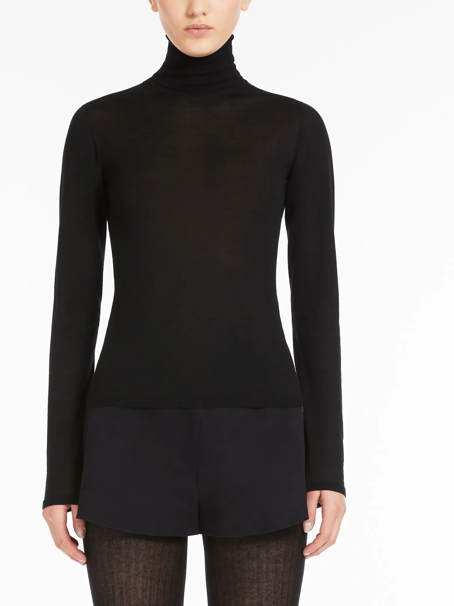 Adda cashmere yarn turtleneck