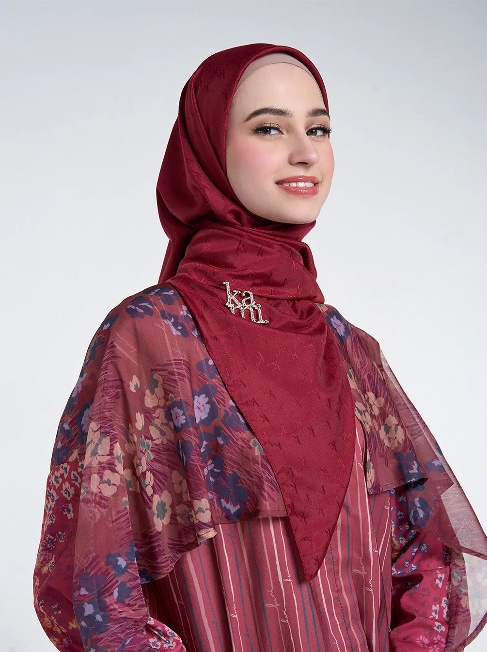 AIRY JACQUARD VOILE SCARF PLAIN CHERRY RED