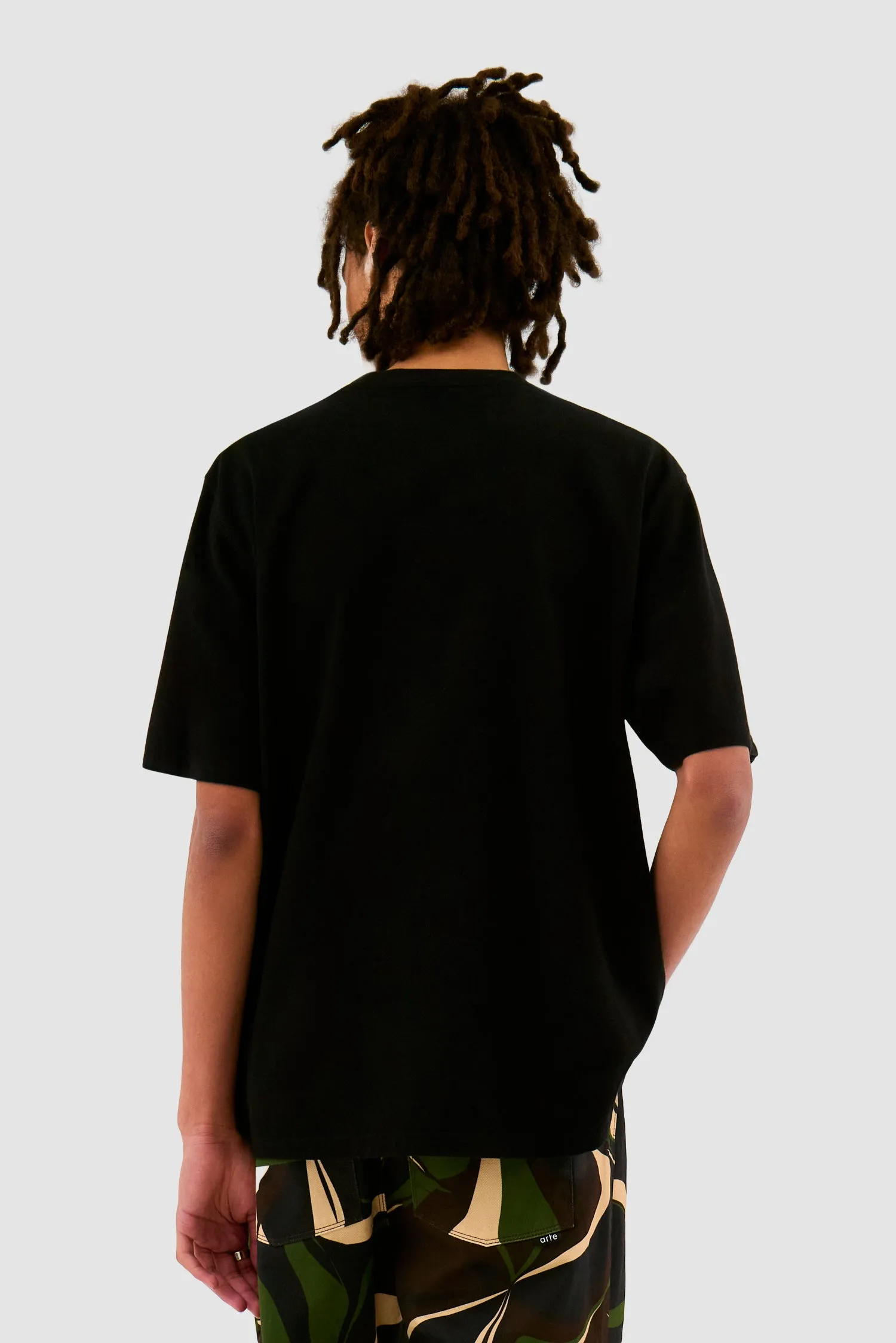 Blur Embroidery T-shirt - Black