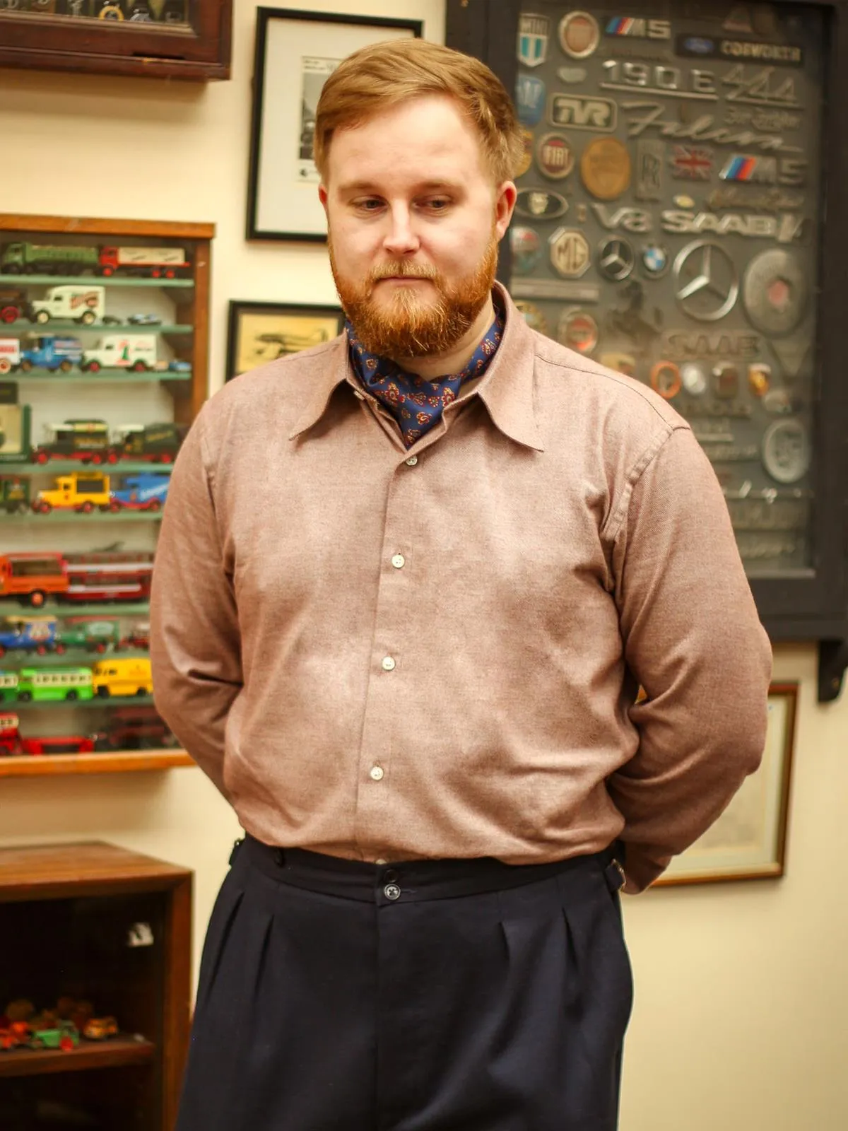 Brown Aspen Brushed Cotton 1940s Spearpoint Shirt with Barrel Cuff