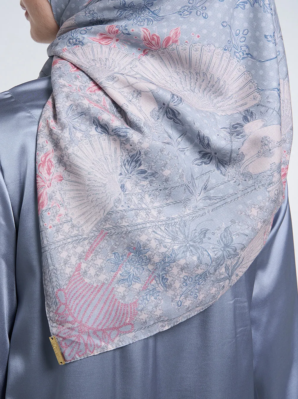 NUANSA SIGNATURE SCARF SKYWAY