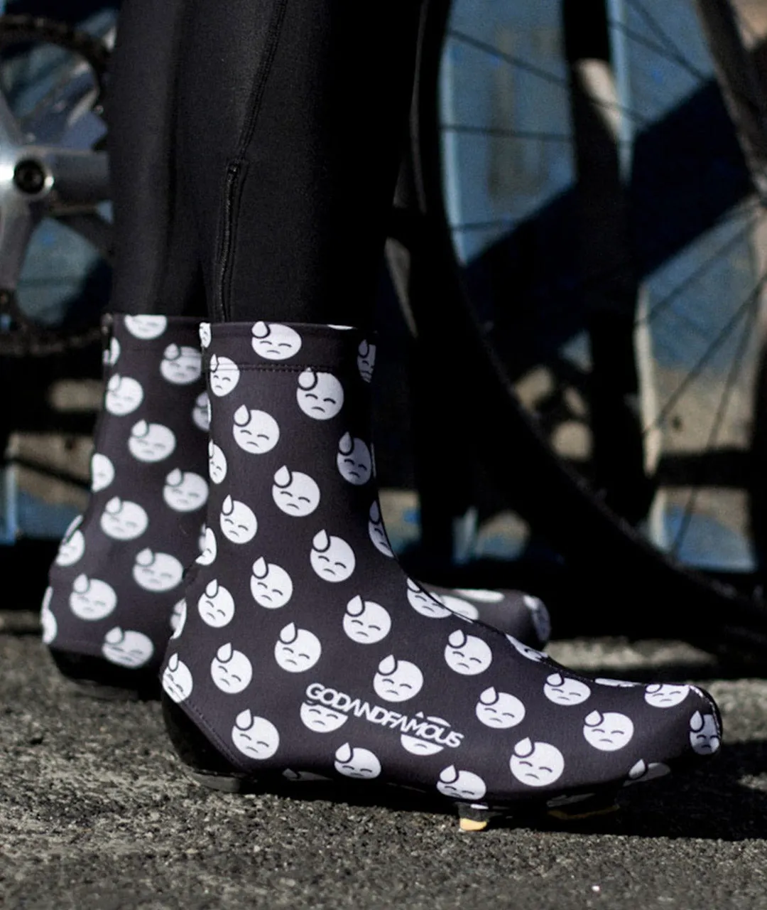 Paincave Overshoe