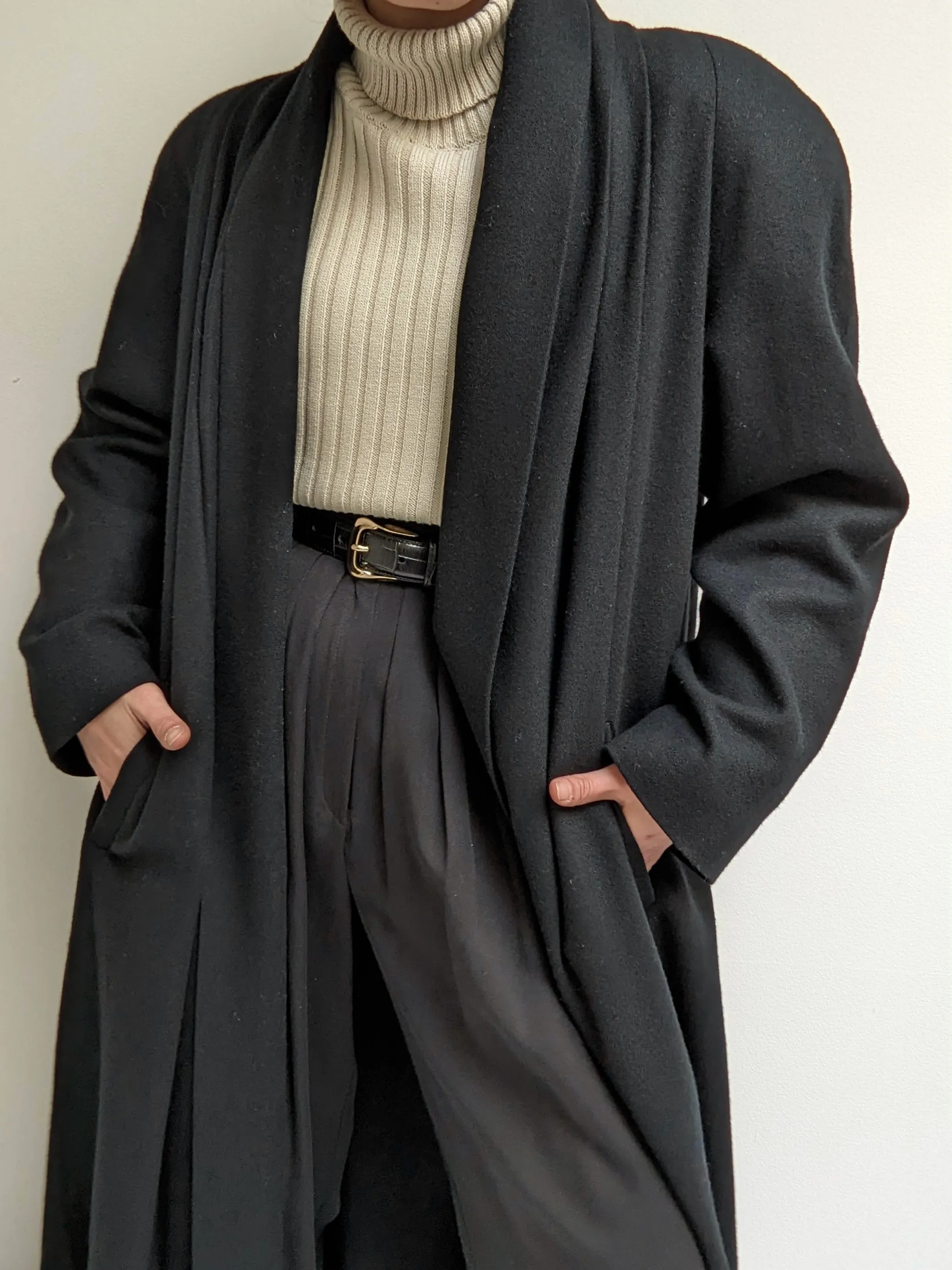 Vintage Onyx Pleated Open Wool Coat