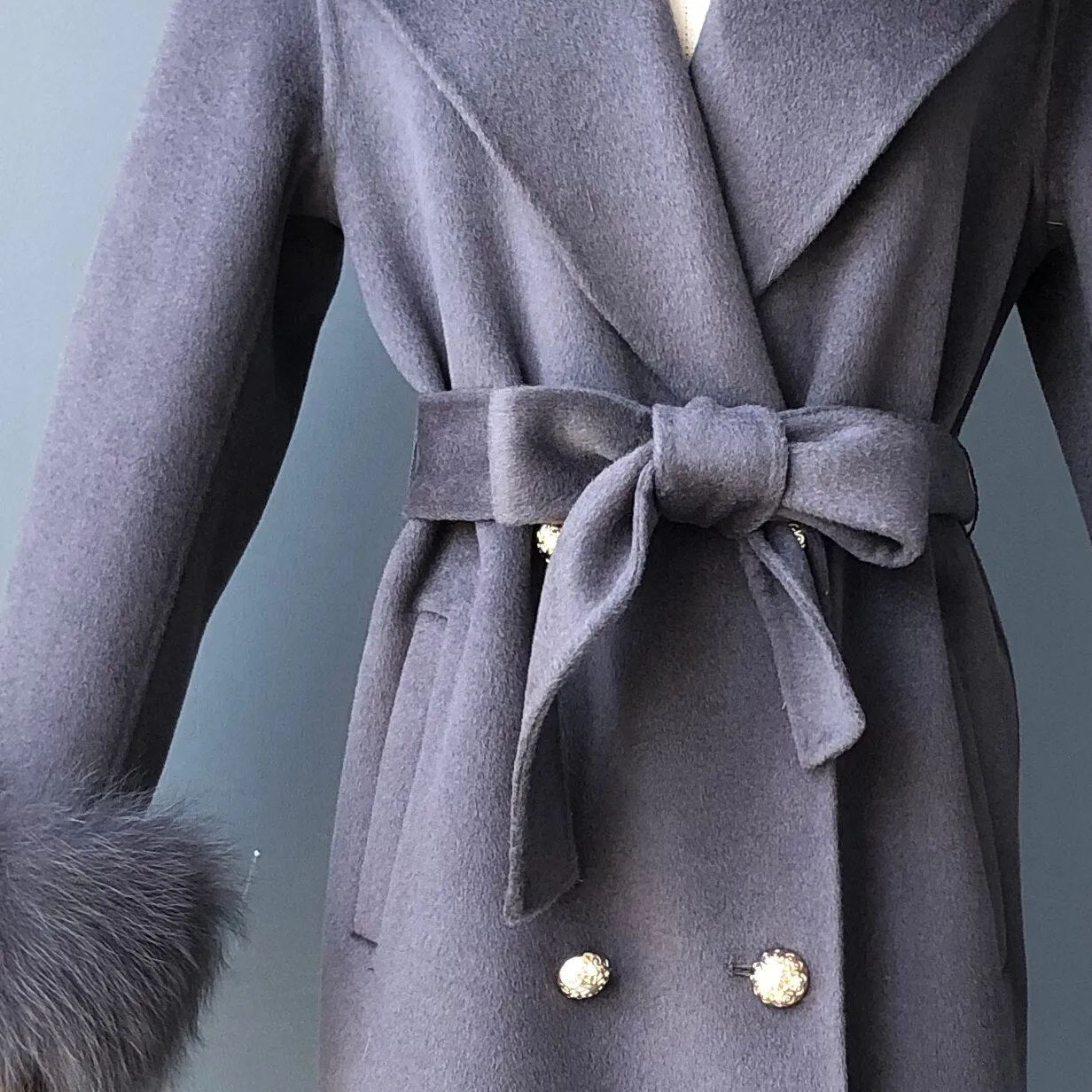 Women's Woolen Coat with Natural Fur Collar